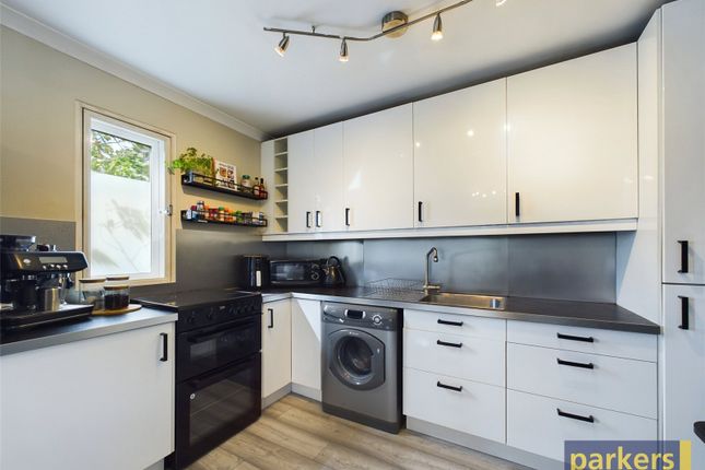 Flat for sale in Deansgate Road, Reading, Berkshire