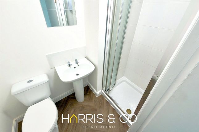 Flat 5, 1, Salisbury Avenue, Poulton-le-Fylde photo 4