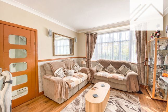 3 Oxford Avenue, Grays photo 2