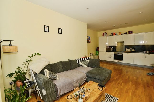 Flat 48, The Panorama, Park Street, Ashford photo 4