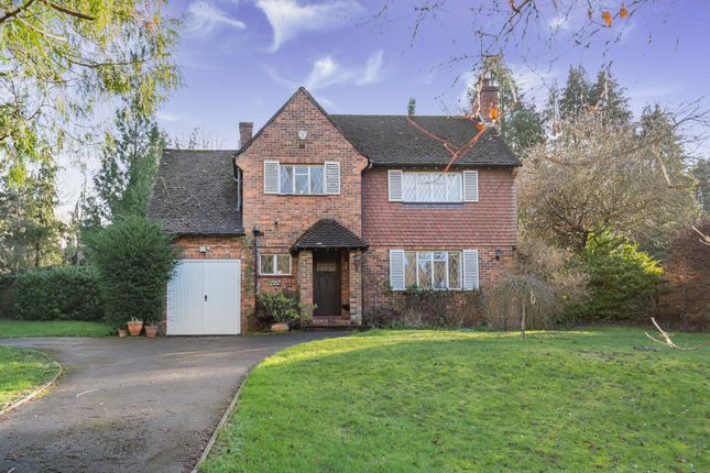 Spinney Cottage Garden Close, Leatherhead photo 2