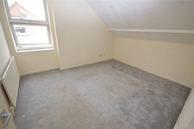 Flat 11, Maple Court,, Stockwood Crescent, Bedfordshire photo 2