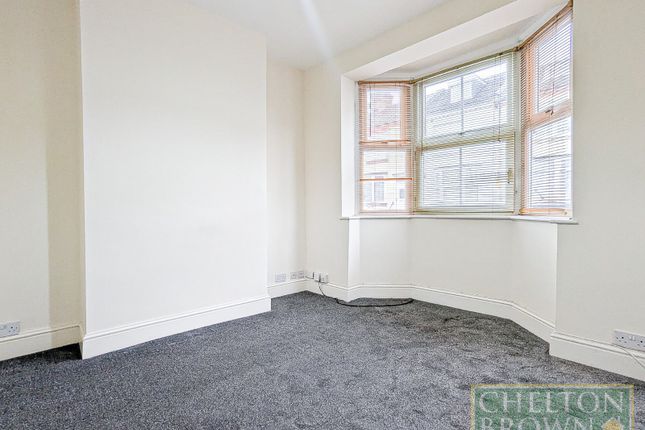 11, Arnold Road, Northampton photo 3