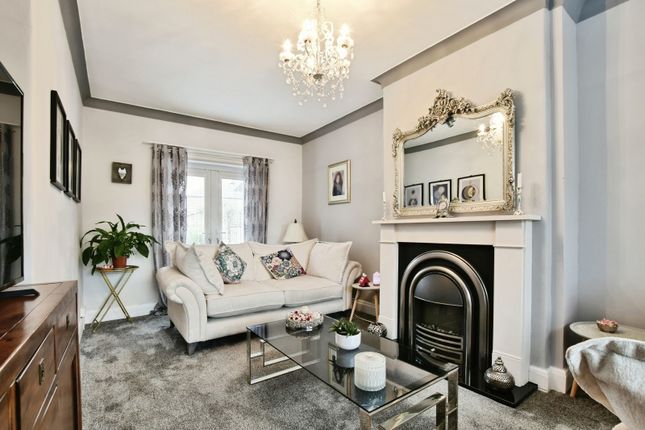 12, Stanley Drive, Altrincham photo 4