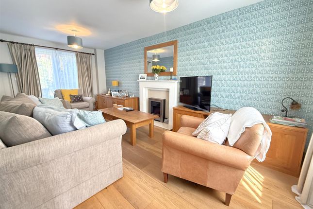 32, Swale Grove, Bingham photo 3
