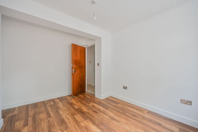 Rivulet Road, London, N17, Tottenham photo 4