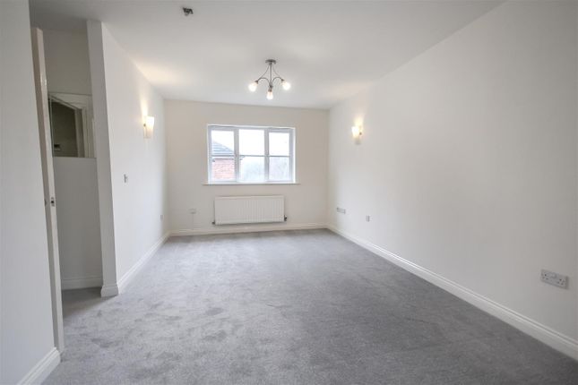 107, Hartington Way, Darlington photo 3