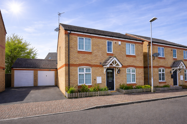 4-bed house on 25 Clover Way, Leicester, £350,000