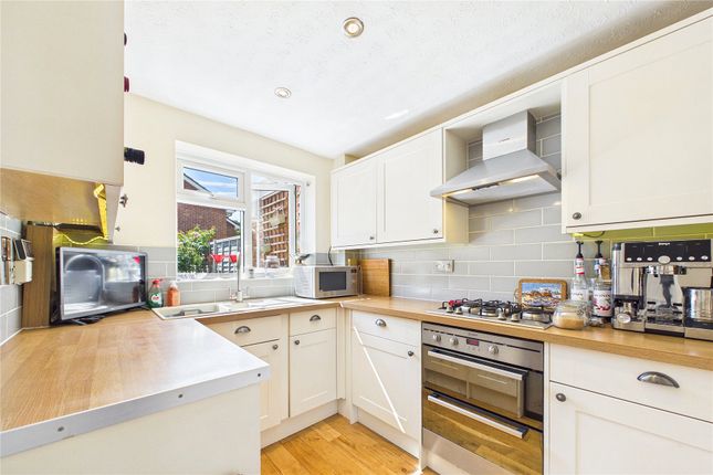 4, Oldbury Close, Camberley photo 3