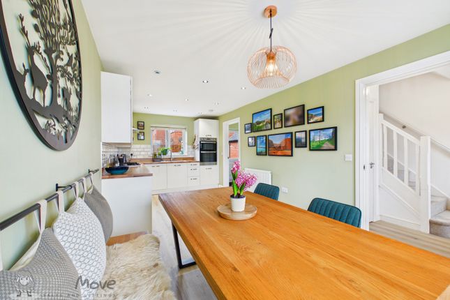 11, WILSON WAY, BURTON-ON-TRENT photo 4