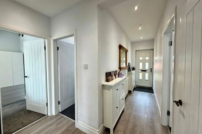 35, Edgefield Avenue, Tyne and Wear photo 2