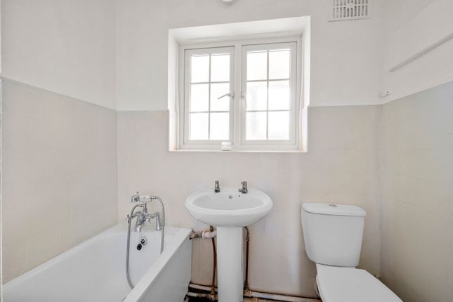 Spencer Road, London photo 5