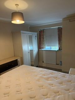 Flat 30 Wessex Court, The Avenue, Wembley photo 4