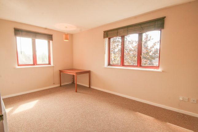 21, Speedwell Close, Cambridge photo 2