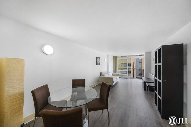 Thumbnail Flat to rent in Constable House, London