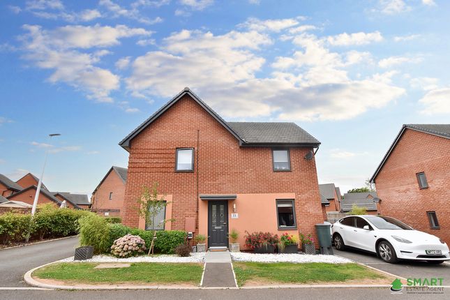 Thumbnail Detached house for sale in Barnade View, Exeter