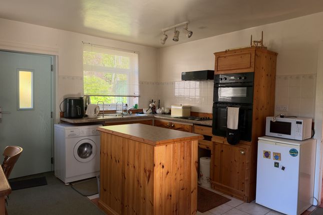 Virginhall, Thornhill photo 3