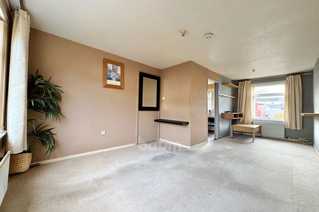 226, Gilmartin Road, Paisley photo 3