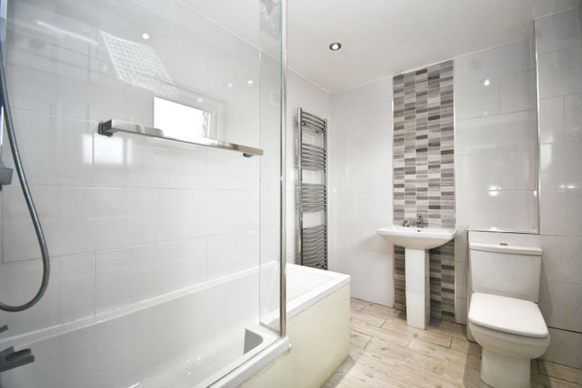 47, Dulverton Close, Hull photo 4