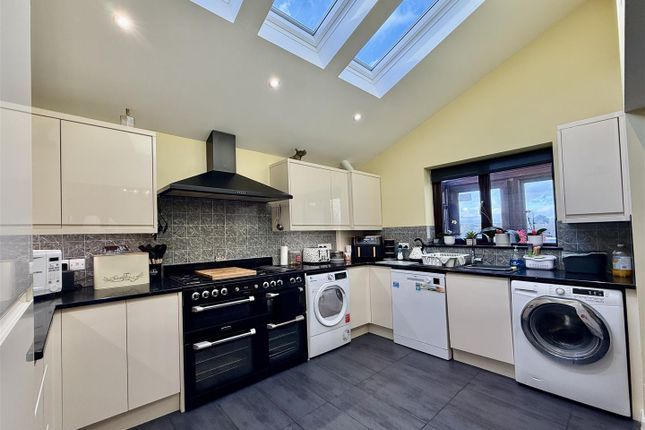 59, Alma Road, Brixham photo 3