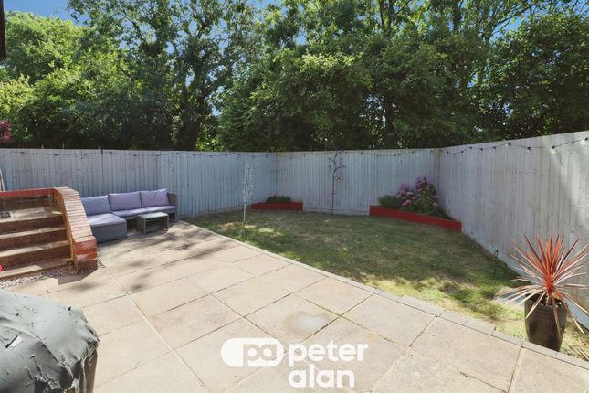 13, Woodlawn Way, Cardiff photo 3