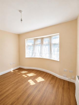37, Aurelia Road, Croydon photo 4