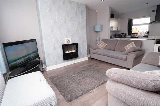 Clara Road, Bradford photo 3