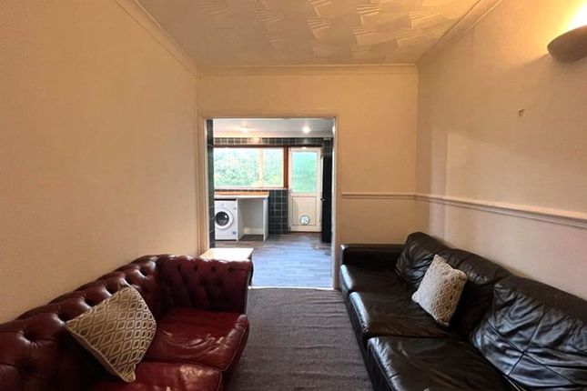 Room 3, 97 Bevendean Crescent, Brighton photo 4