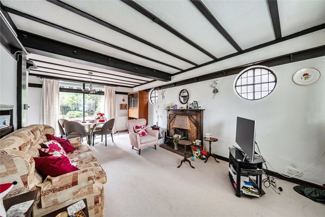 102, Berrylands, Surbiton photo 3
