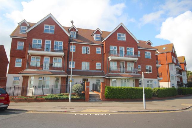 Thumbnail Flat to rent in Station Road, Bexhill-On-Sea