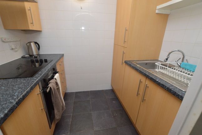 12 Homecourt House,, Bartholomew Street West, Devon photo 3