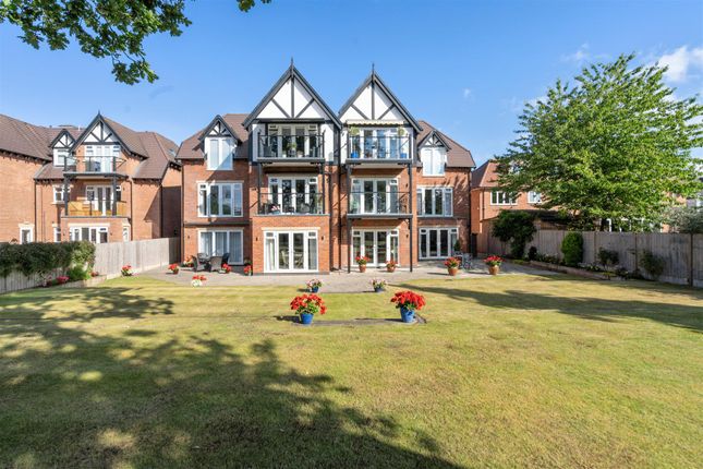 1 Fairway Lawn New Externals_4.Jpg