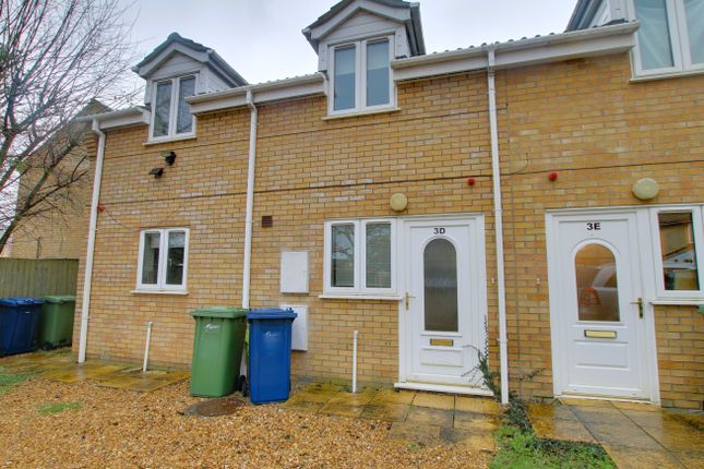 Thumbnail Terraced house to rent in Upwell Road, March