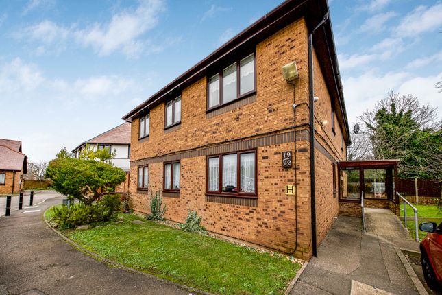 Thumbnail Flat for sale in Leaside Court, The Larches, Hillingdon, Middlesex