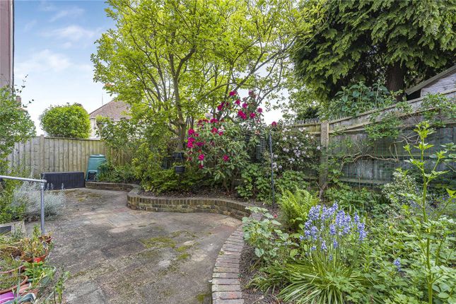 Cedar Gables|.., 1a, Broadcroft Road, Kent photo 3