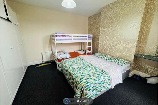 B Humbledon Park, Sunderland photo 4