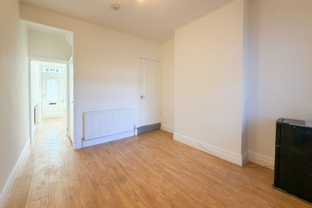 14, Reddings Lane, Birmingham photo 5