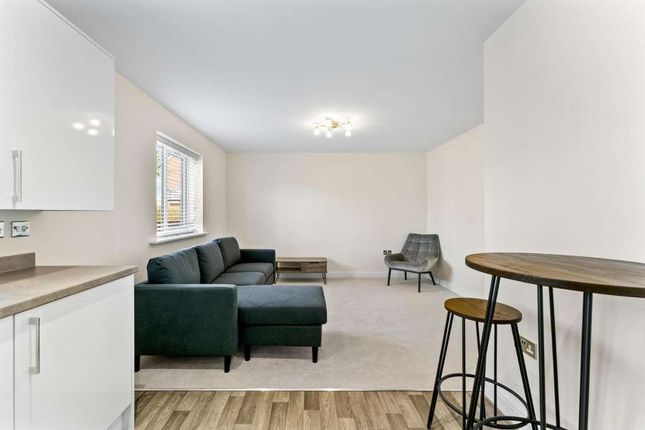 1 Molbrook Road, South Molton photo 4