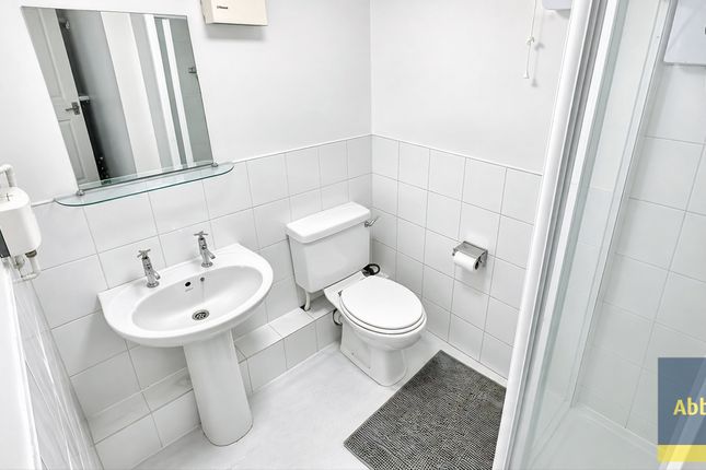 10, Ipswich photo 3