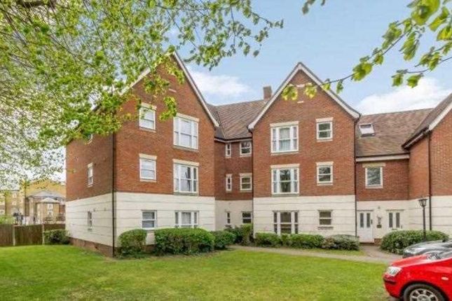 Thumbnail Flat to rent in King Edward Court, Cedar Avenue West, Broomfield, Chelmsford