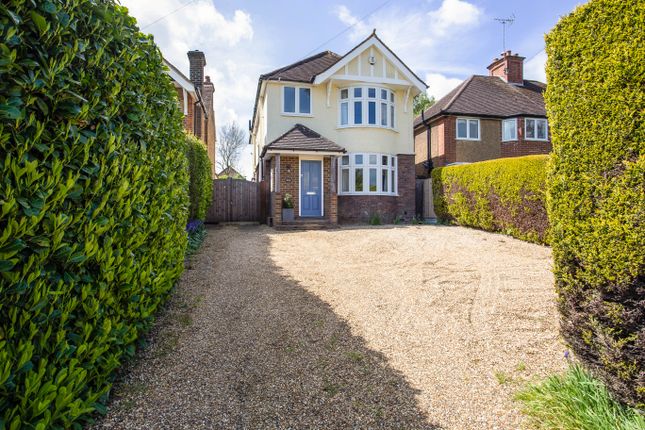 Thumbnail Detached house for sale in Luton Road, Harpenden