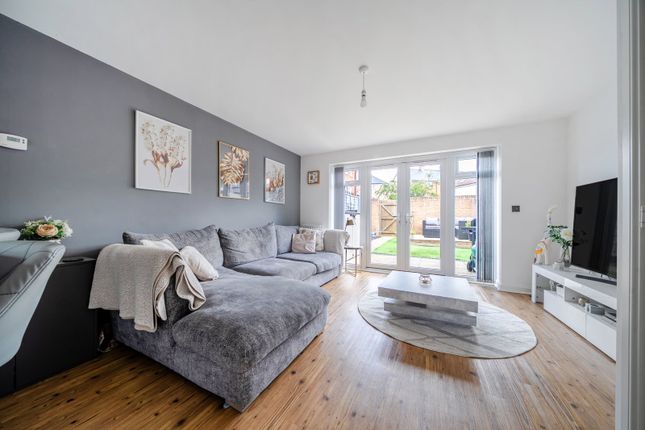 7, Abbotswood Common Road, Romsey photo 3