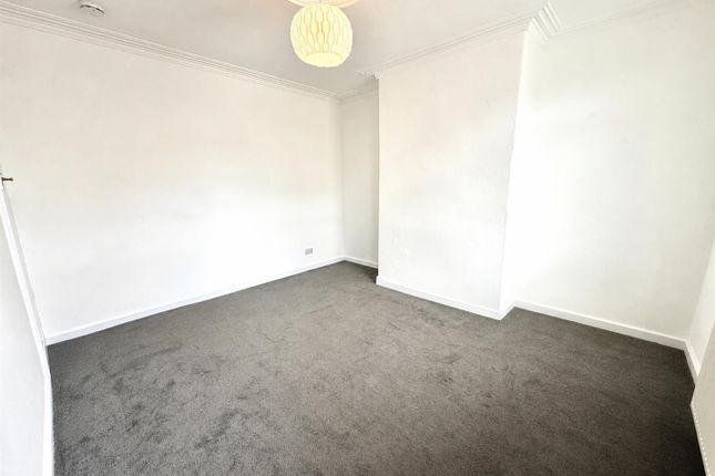 5, Conference Place, Leeds photo 2