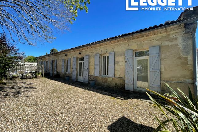 Thumbnail Villa for sale in Villeneuve, Gironde, Nouvelle-Aquitaine