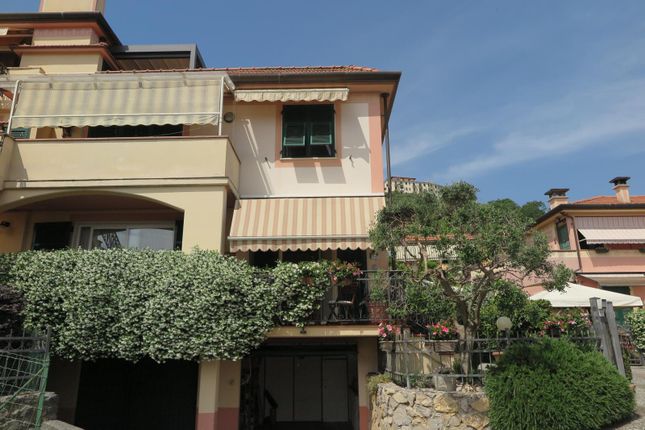 Semi-detached house for sale in La Spezia, La Spezia, Italy