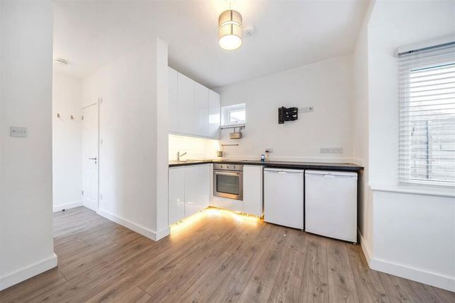 224c, New Road, Rickmansworth photo 2