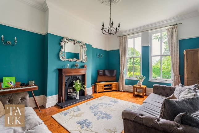 56, Wellington Road, Prenton photo 4