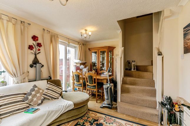 19, Hawthorn Crescent, Bristol photo 3