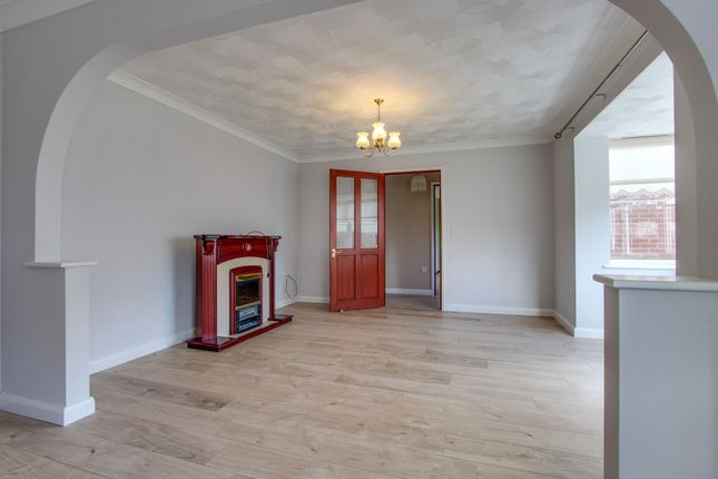 4 Crispin Close, Spalding photo 4