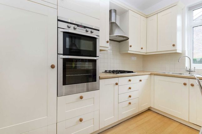5, Ravenswood Court, Kingston Upon Thames photo 3